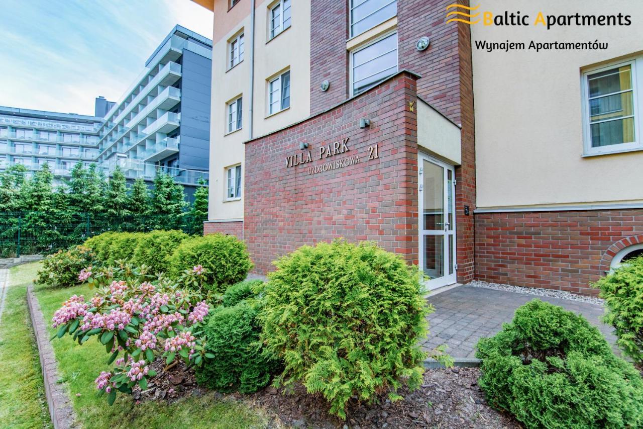 Baltic Apartments - Villa Park シフィノウイシチェ エクステリア 写真